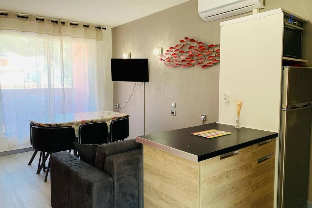 Appartement 6 Personnes Vue Mer セルベーレ エクステリア 写真